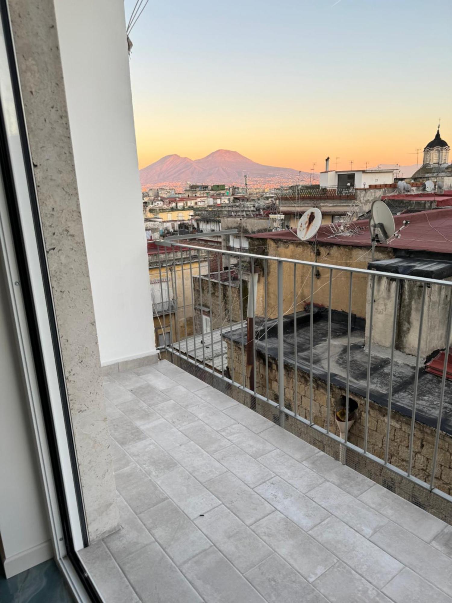 Fp Suite Naples Exterior photo